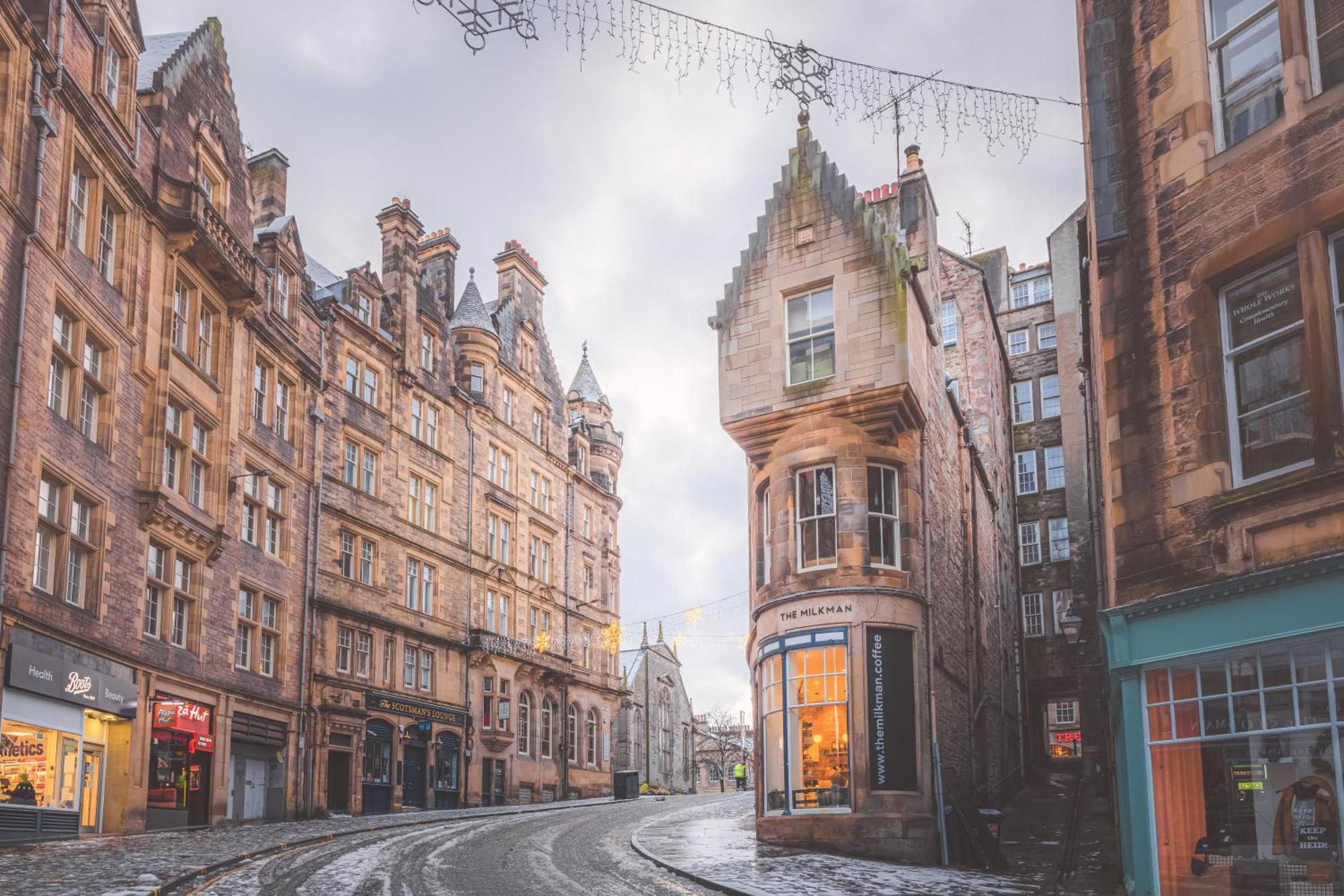 Pass The Keys Spacious And Homely Flat On The Royal Mile Edinburg Exteriör bild